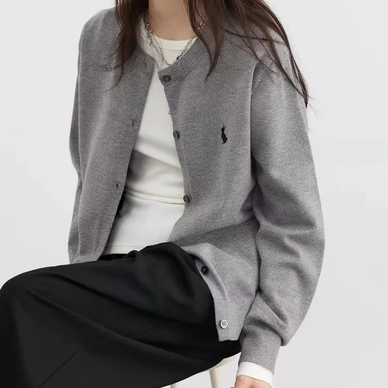 Streetwear Chic Cardigan Sweater Women Korean Simple O Neck Long Sleeve Solid Knit Outwear Female Casual All Match Loose Tops
Streetwear Chic Cardigan Sweater Women Korean Simple O Neck Long Sleeve Solid Knit Outwear Female Casual All Match Loose Tops