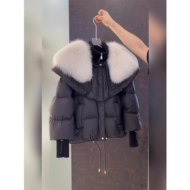 Корейское стеганое жакетное женское зимнее пальто с натуральным мехом, темно-синее пуховое пальто с меховой отделкой, облегающее пальто для поездок на работу Faion
Корейское стеганое жакетное женское зимнее пальто с натуральным мехом, темно-синее пуховое пальто с меховой отделкой, облегающее пальто для поездок на работу Faion