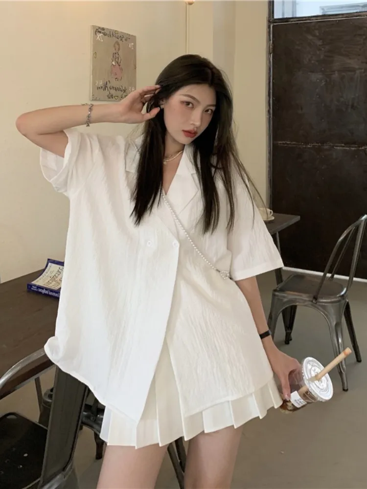 plus Size Women's Summer Short Sleeve Shirt Loose Fit Design Sensation Casual Thinming Cardigan Style Fashionable And Slimming
plus Size Women's Summer Short Sleeve Shirt Loose Fit Design Sensation Casual Thinming Cardigan Style Fashionable And Slimming