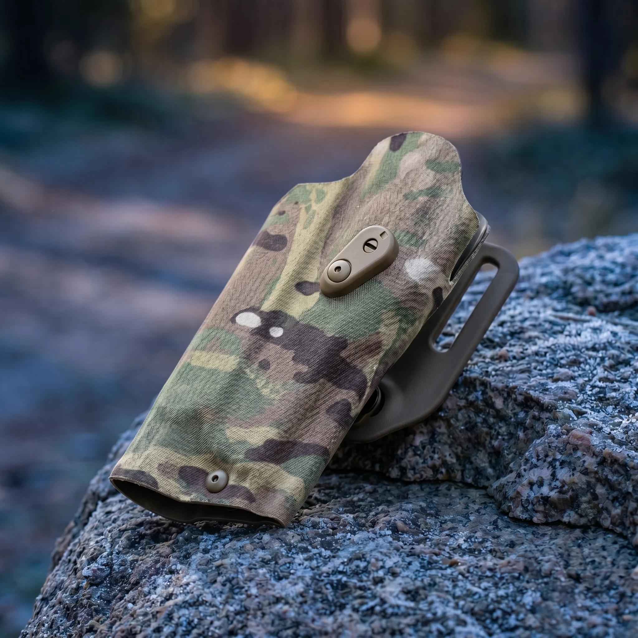 Tactical P320 Holster with X300 Light Compatibility Quick Release Locking System Drop Leg Outdoor Airsoft Paintball Gear
Tactical P320 Holster with X300 Light Compatibility Quick Release Locking System Drop Leg Outdoor Airsoft Paintball Gear