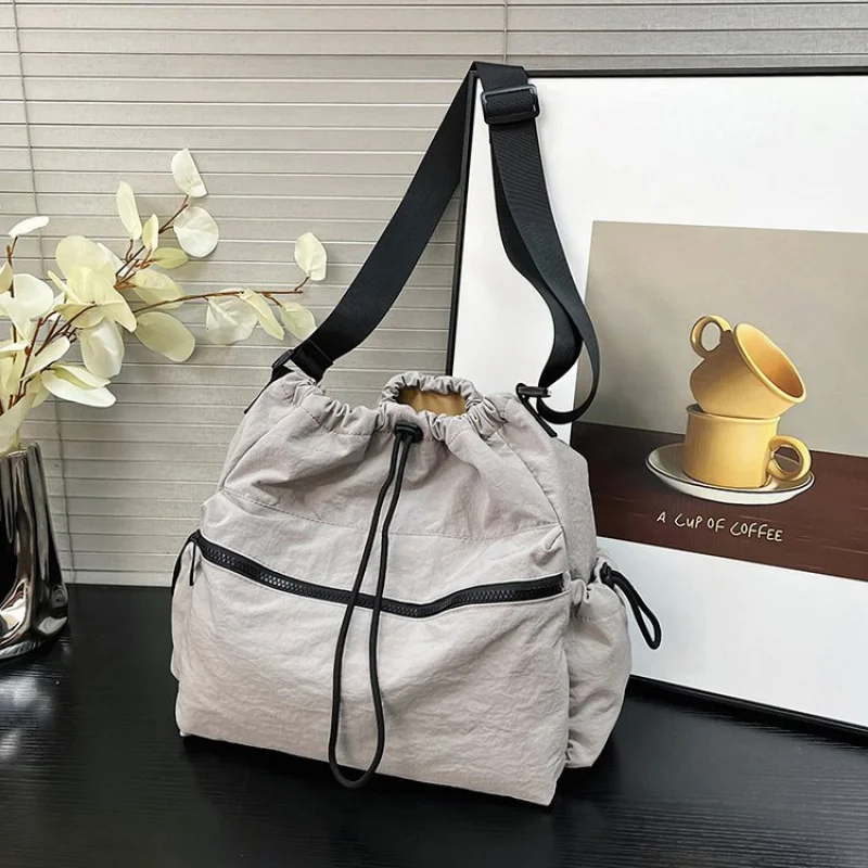 Trendy-chic 2025 New Ladies Luxury Brand Leather Crossbody Bag Famous Designer Casual Popular Classic
Trendy-chic 2025 New Ladies Luxury Brand Leather Crossbody Bag Famous Designer Casual Popular Classic