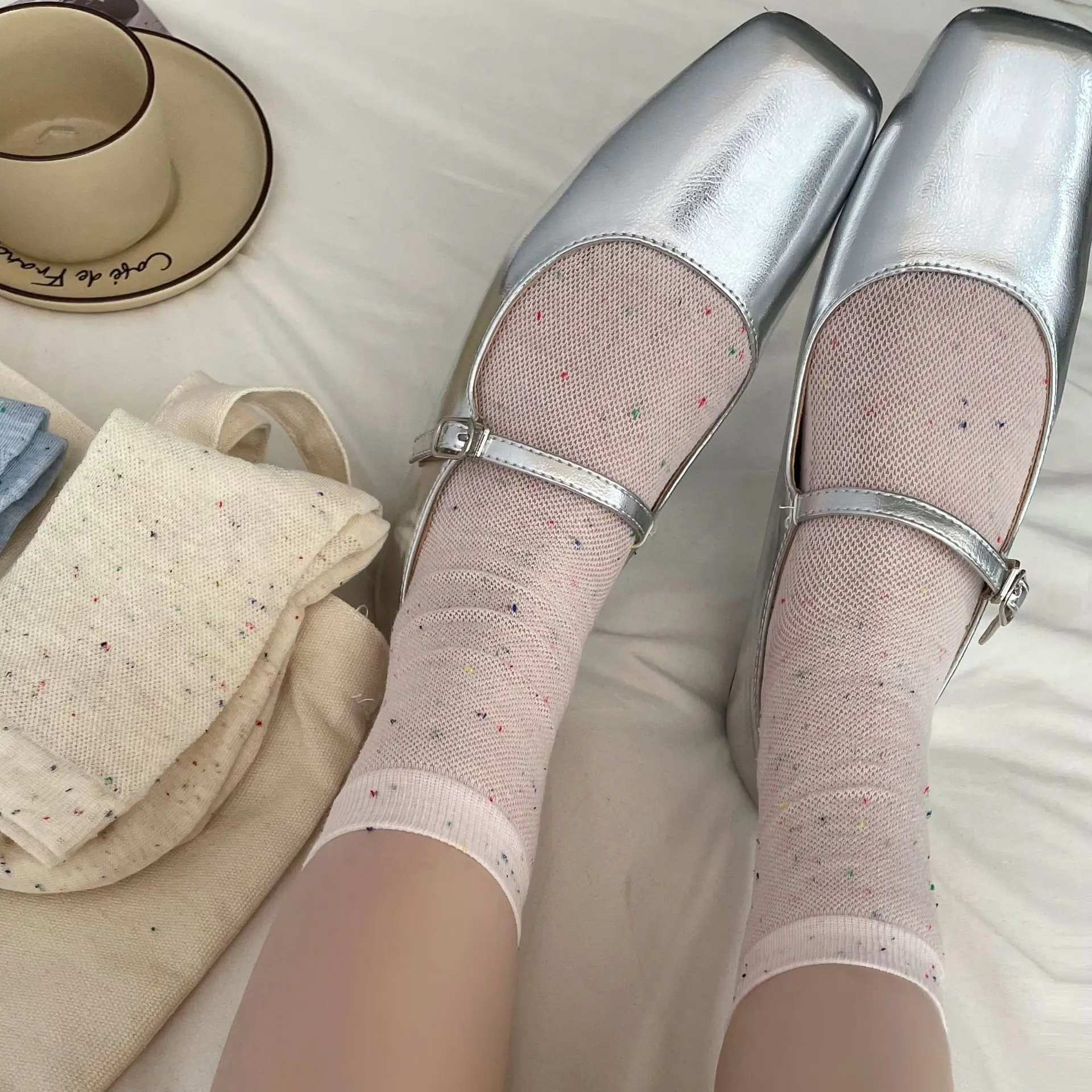 2 Pairs of Socks, Women's Hollow Mesh Tube Socks Colorful Socks for Women Simple Versatile Women's Cotton Socks
2 Pairs of Socks, Women's Hollow Mesh Tube Socks Colorful Socks for Women Simple Versatile Women's Cotton Socks