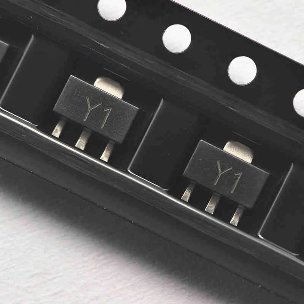 SMD Transistor SS8050 Y1 SS8550 Y2 SOT-89 PNP NPN Transistor SMD Chip Triode SOT89 New & Original
SMD Transistor SS8050 Y1 SS8550 Y2 SOT-89 PNP NPN Transistor SMD Chip Triode SOT89 New & Original