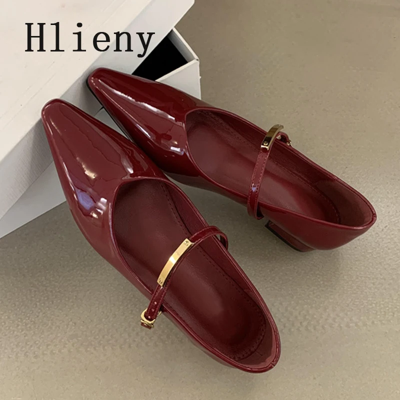 Hlieny, уютные женские туфли Мэри Джейн из лакированной кожи, осенние лоферы с острым носком, балетки, модные туфли на плоской подошве с пряжкой и ремешком
Hlieny, уютные женские туфли Мэри Джейн из лакированной кожи, осенние лоферы с острым носком, балетки, модные туфли на плоской подошве с пряжкой и ремешком