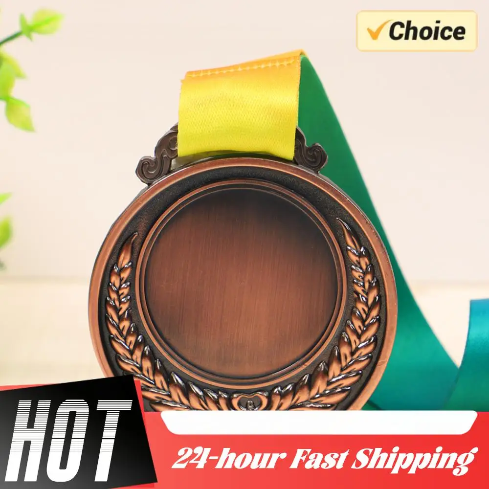 Медаль для награждения 2 дюйма (5 см) в золотом, серебряном и бронзовом цветах с лентой на шею, наградная медаль для победителей, для детских школьных спортивных мероприятий
Медаль для награждения 2 дюйма (5 см) в золотом, серебряном и бронзовом цветах с лентой на шею, наградная медаль для победителей, для детских школьных спортивных мероприятий