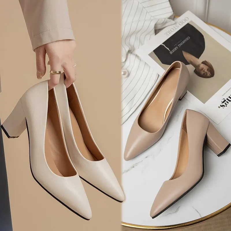 New Fashion High Heel Shoes Pointed Shallow Patent Leather High Heels Fashion Elegant Shoes Women Thin Heel Platform Work Shoes
New Fashion High Heel Shoes Pointed Shallow Patent Leather High Heels Fashion Elegant Shoes Women Thin Heel Platform Work Shoes