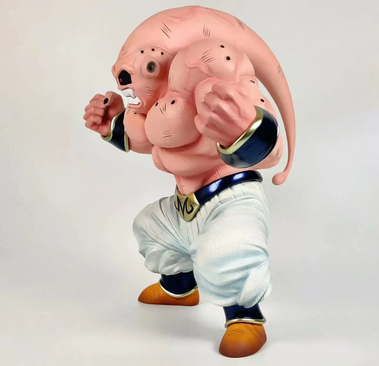In Stock Original DRAGON BALL Muscle Majin Buu 24cm Anime Figure Model Boys Toys
In Stock Original DRAGON BALL Muscle Majin Buu 24cm Anime Figure Model Boys Toys