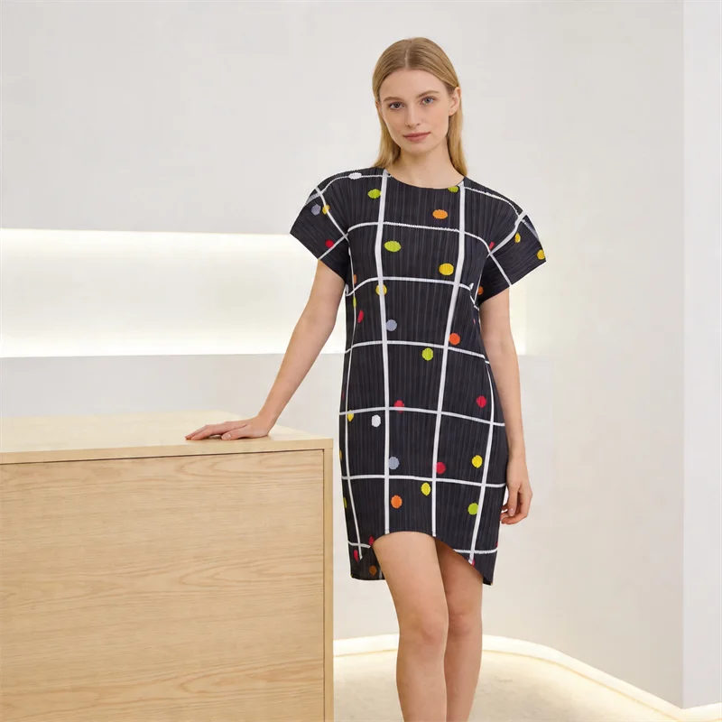 Miyake Pleated Top 2026 New Women's Sleeveless Long T-Shirt Gray Plaid Polka Dot Print Loose Summer Lightweight Draped Clothing
Miyake Pleated Top 2026 New Women's Sleeveless Long T-Shirt Gray Plaid Polka Dot Print Loose Summer Lightweight Draped Clothing