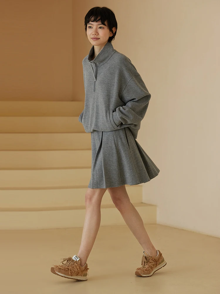 Хакикики для тенниса, кабинета, плиссированная юбка и толстовка, комплект молодежной свободной утягивающей повседневной одежды для молодых женщин
Хакикики для тенниса, кабинета, плиссированная юбка и толстовка, комплект молодежной свободной утягивающей повседневной одежды для молодых женщин