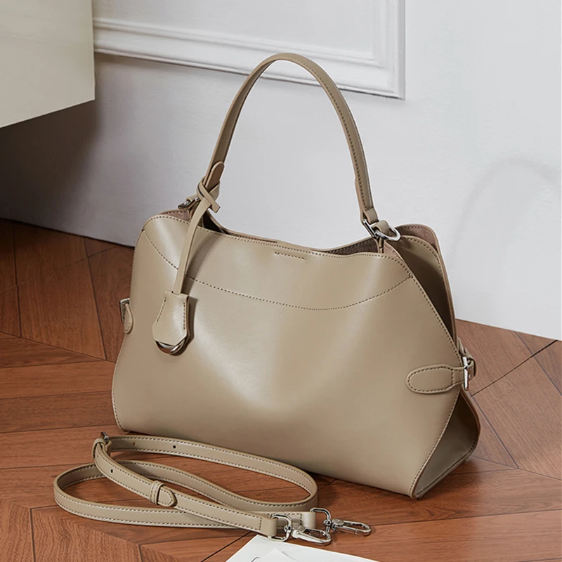 Сумки-тоуты Hifashion из натуральной коровьей кожи для женщин 2026: роскошные дизайнерские сумки-хобо и офисные женские сумки через плечо
Сумки-тоуты Hifashion из натуральной коровьей кожи для женщин 2026: роскошные дизайнерские сумки-хобо и офисные женские сумки через плечо