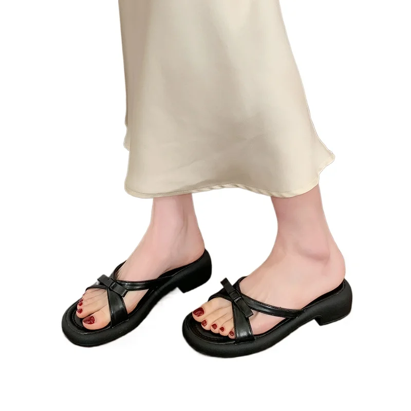 Bow Accent Slide Sandals Crisscross Strap Low Heel Non-Slip Sole Outdoor Beach Daily Casual Shoes Summer Women Fashion
Bow Accent Slide Sandals Crisscross Strap Low Heel Non-Slip Sole Outdoor Beach Daily Casual Shoes Summer Women Fashion