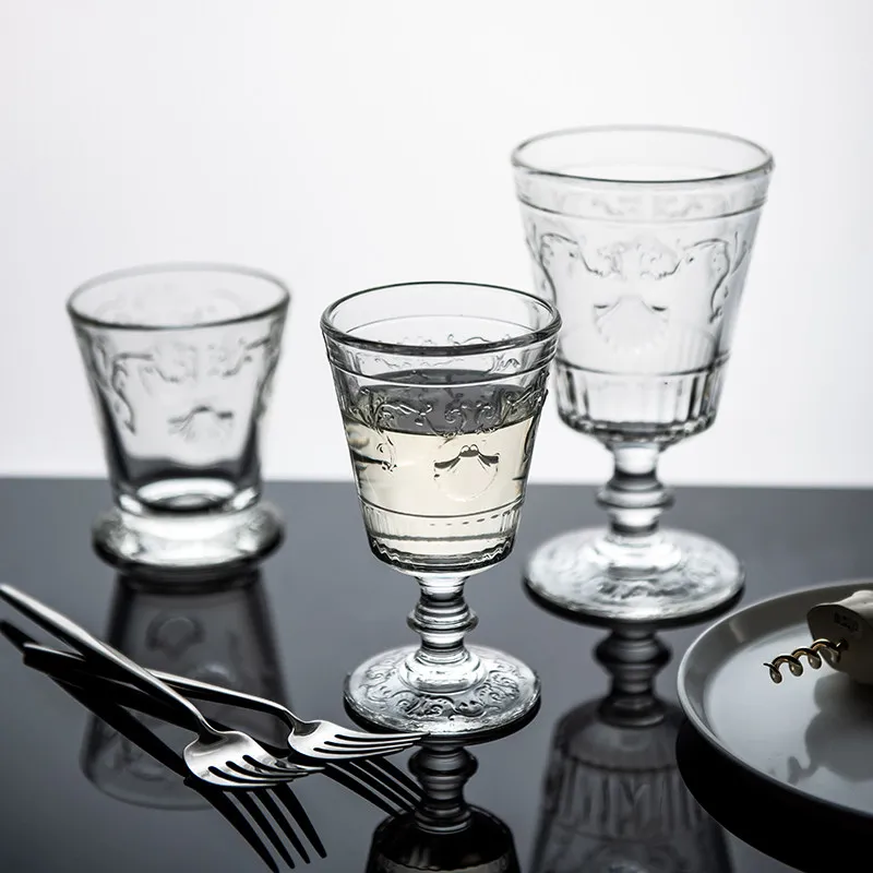 French imported La Rochere Versailles retro relief glass water glass household juice wine glass goblet
French imported La Rochere Versailles retro relief glass water glass household juice wine glass goblet
