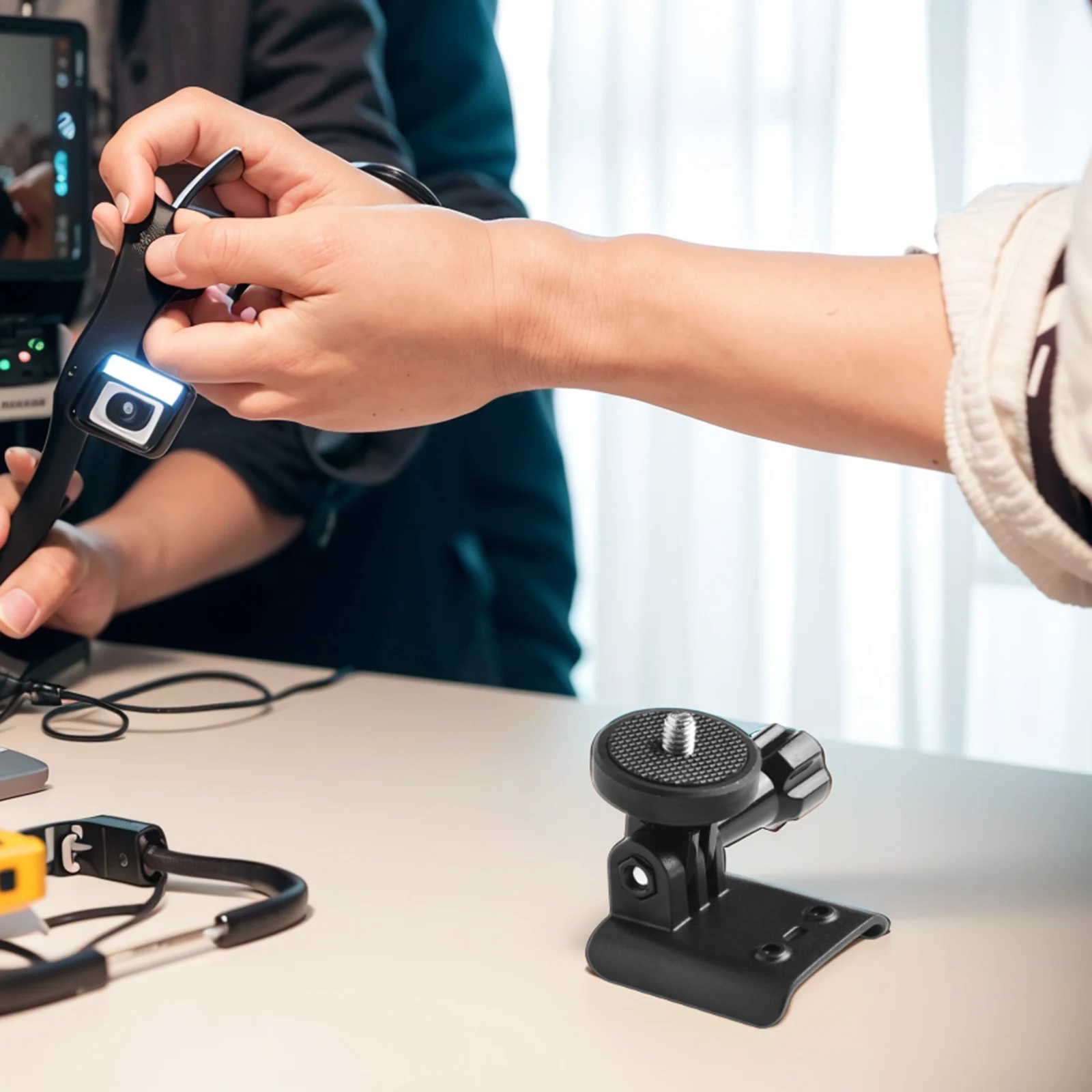A Must Have Accessory The Fixed Mounting Stand Designed Specifically for the For DJI Avata 2's Night Operations
A Must Have Accessory The Fixed Mounting Stand Designed Specifically for the For DJI Avata 2's Night Operations