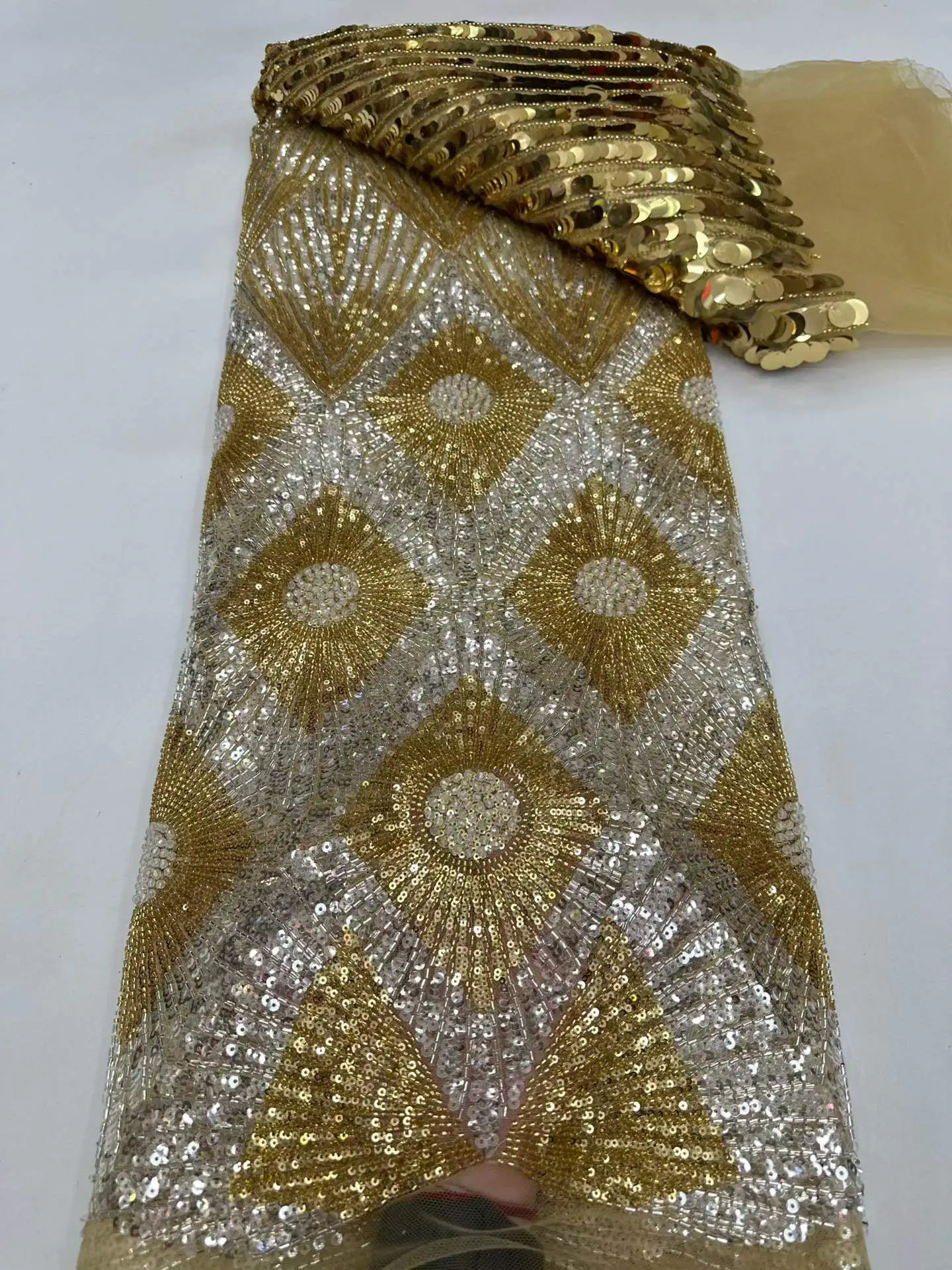 African Beaded Lace Fabric for Wedding Dress High Quality Groom French Mesh Lace with Sequins Nigerian Style for Bridesmaids
African Beaded Lace Fabric for Wedding Dress High Quality Groom French Mesh Lace with Sequins Nigerian Style for Bridesmaids
