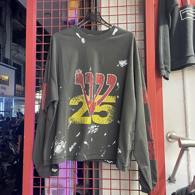 Top Quality Cotton Oversized RRR 123 Base T Shirt Men Women Vintage Charcoal Gray Splashed Ink RRR123 Long Sleeved T-Shirt Tee
Top Quality Cotton Oversized RRR 123 Base T Shirt Men Women Vintage Charcoal Gray Splashed Ink RRR123 Long Sleeved T-Shirt Tee