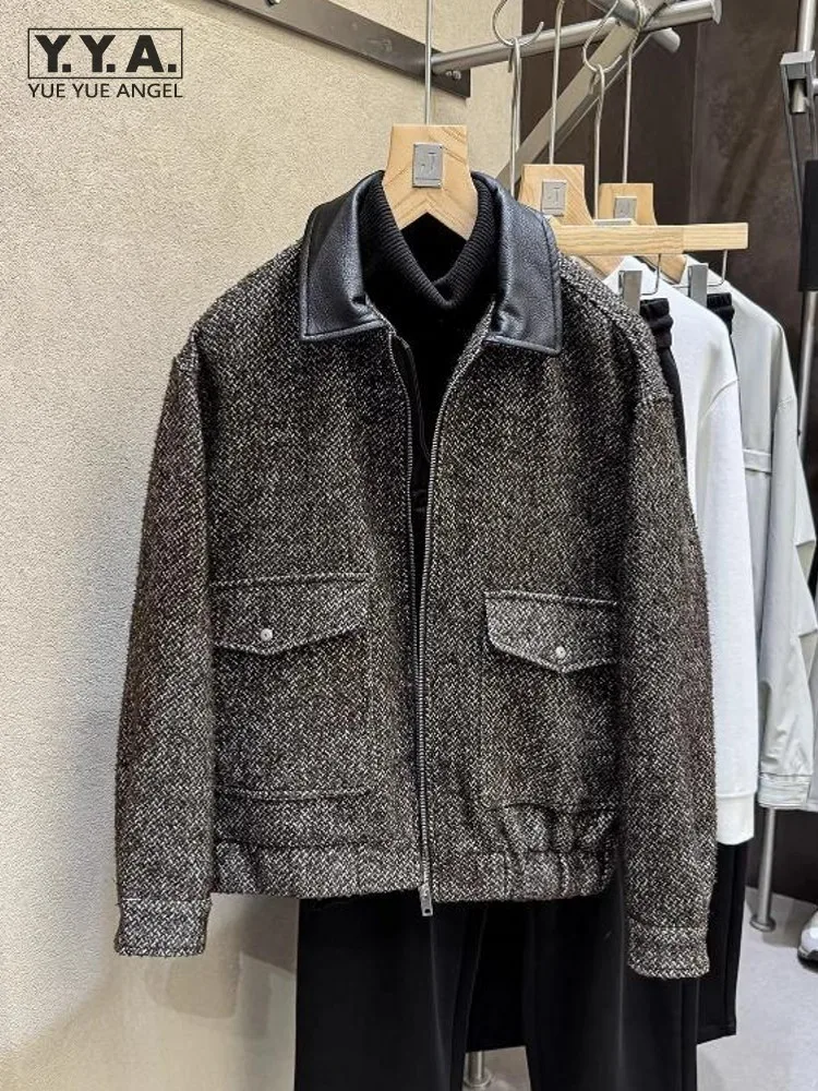 Winter Male Designer Retro Turndown Collar Spliced Fashion Men Pockets Jacket Zippers Loose FitWarm Outerwear Casual Thick Coat
Winter Male Designer Retro Turndown Collar Spliced Fashion Men Pockets Jacket Zippers Loose FitWarm Outerwear Casual Thick Coat