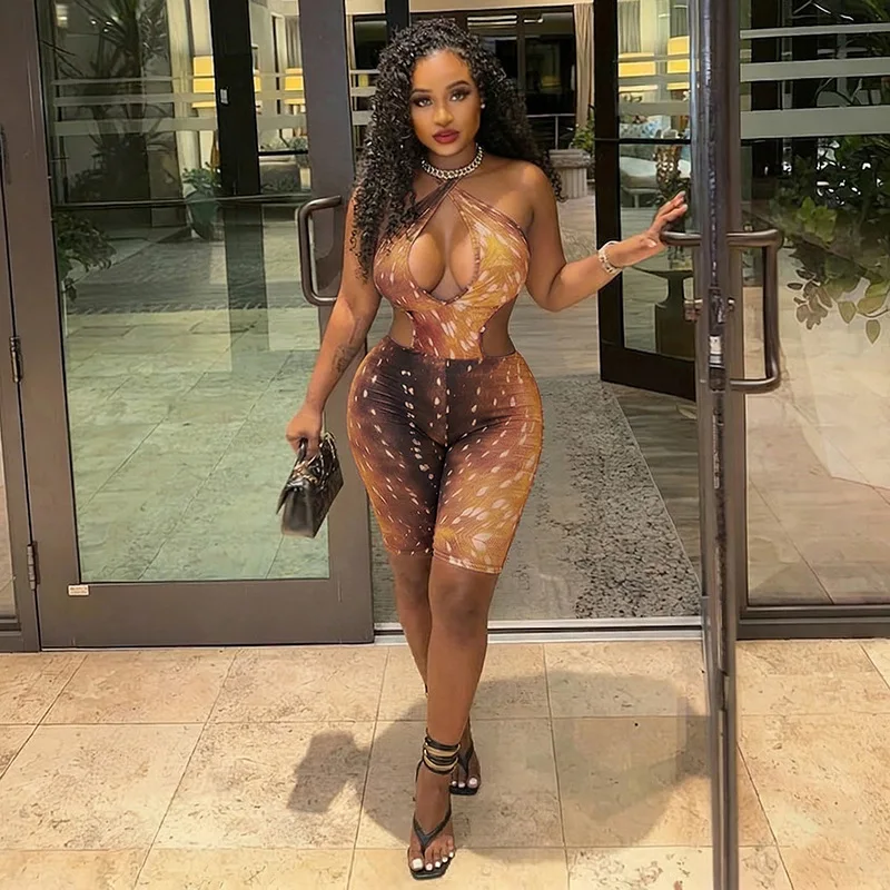 STYLISH LADY Deer Print Halter Neck Romper 2026 Women Backless Tie Up Cut Out Bodycon Biker Short Jumpsuit Summer Sexy Clubwear
STYLISH LADY Deer Print Halter Neck Romper 2026 Women Backless Tie Up Cut Out Bodycon Biker Short Jumpsuit Summer Sexy Clubwear
