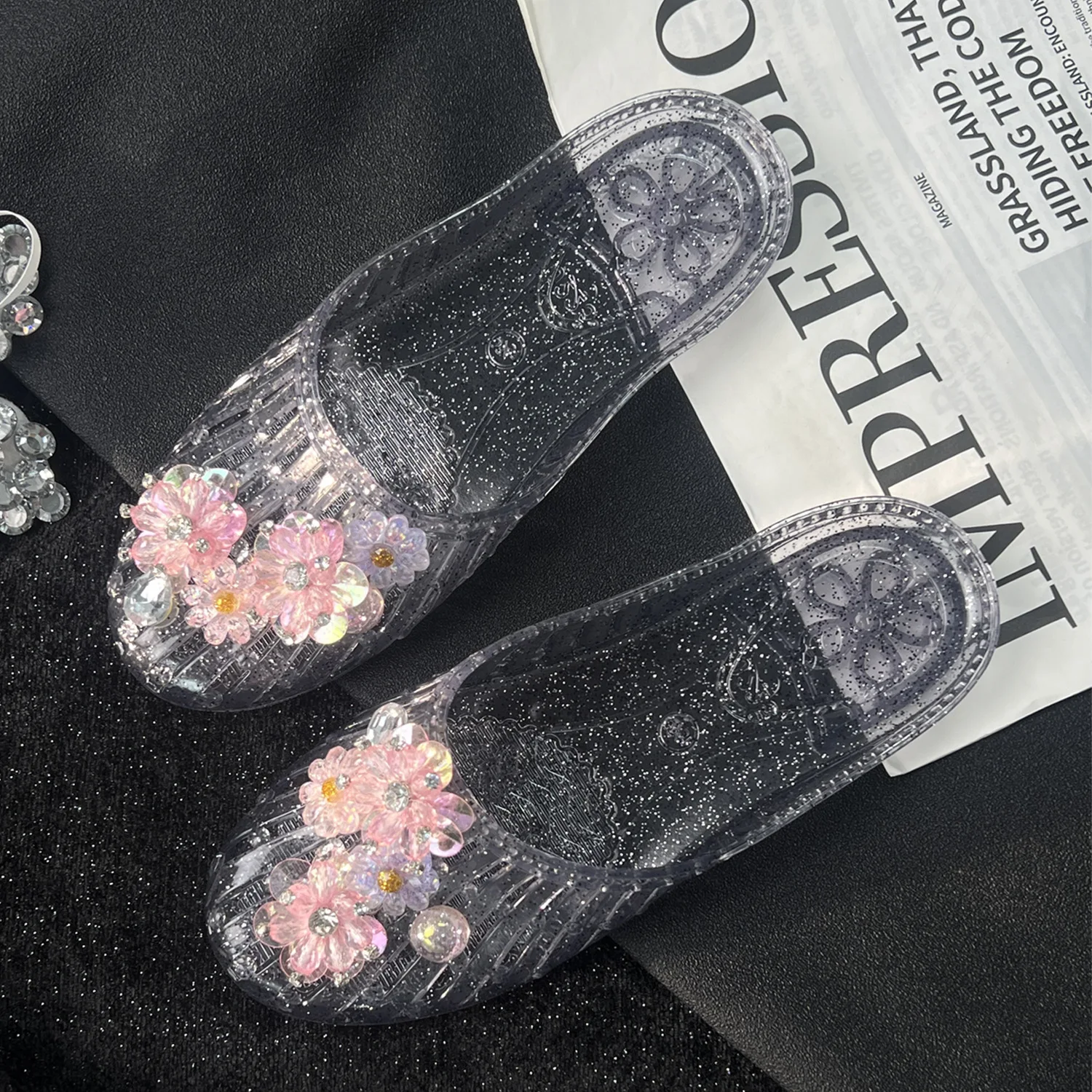 Sweet Luxury Rhinestone Korean Jelly Shoes Summer Fashion Women New Outdoor Clogs Home Waterproof Parent Child Slippers
Sweet Luxury Rhinestone Korean Jelly Shoes Summer Fashion Women New Outdoor Clogs Home Waterproof Parent Child Slippers