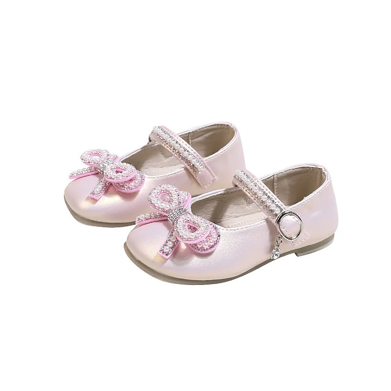 Girls Bow Princess Shoes 2024 Spring and Autumn New Children Pearl Single Shoes Children Rhinestone Small Leather Shoes
Girls Bow Princess Shoes 2024 Spring and Autumn New Children Pearl Single Shoes Children Rhinestone Small Leather Shoes