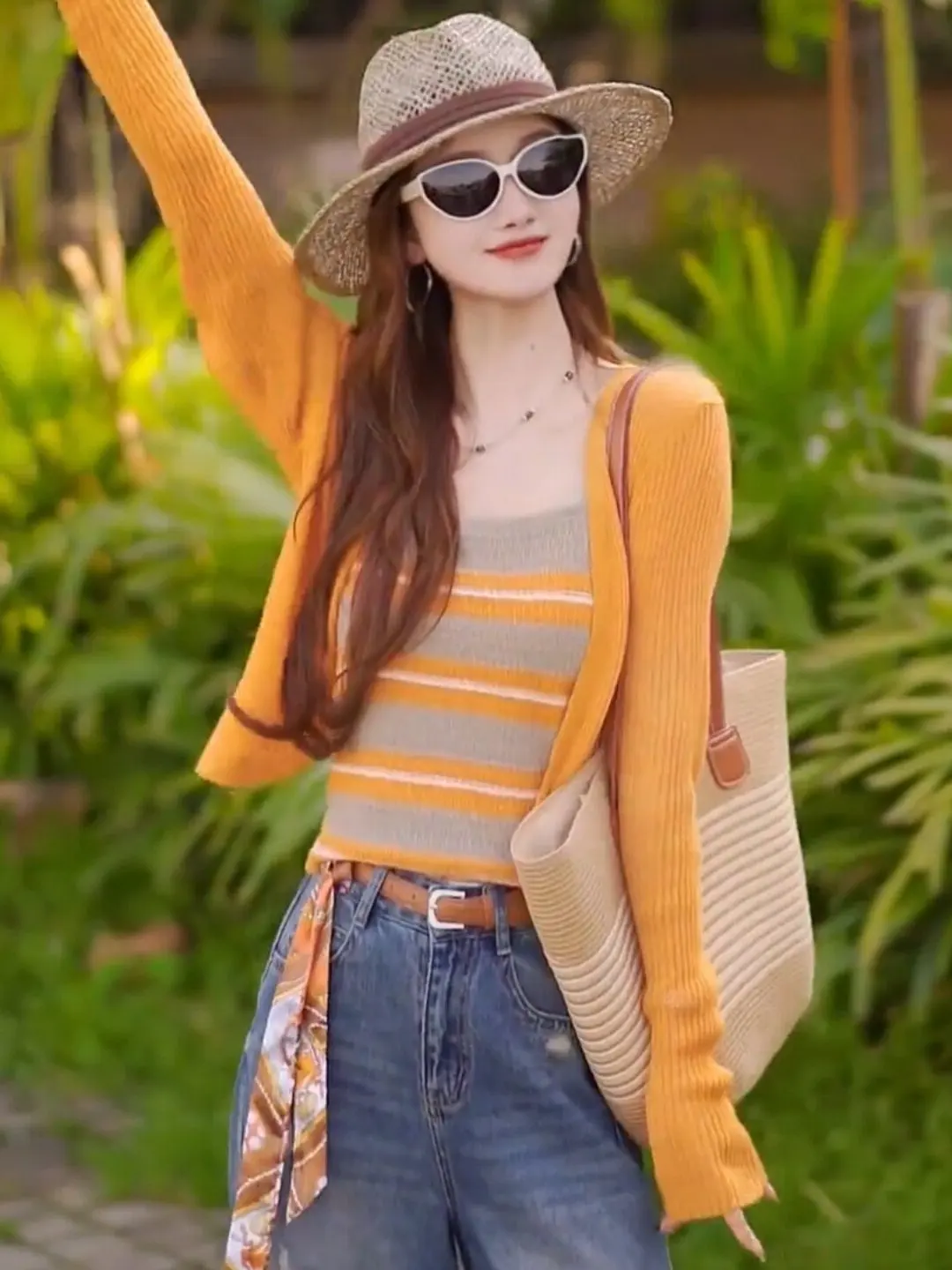 Summer Bright Stripe Knitted Crop Top And Cardigan Set Women's Fashion Sun Protection Two-Piece Suit High Waist Regular Fit
Summer Bright Stripe Knitted Crop Top And Cardigan Set Women's Fashion Sun Protection Two-Piece Suit High Waist Regular Fit