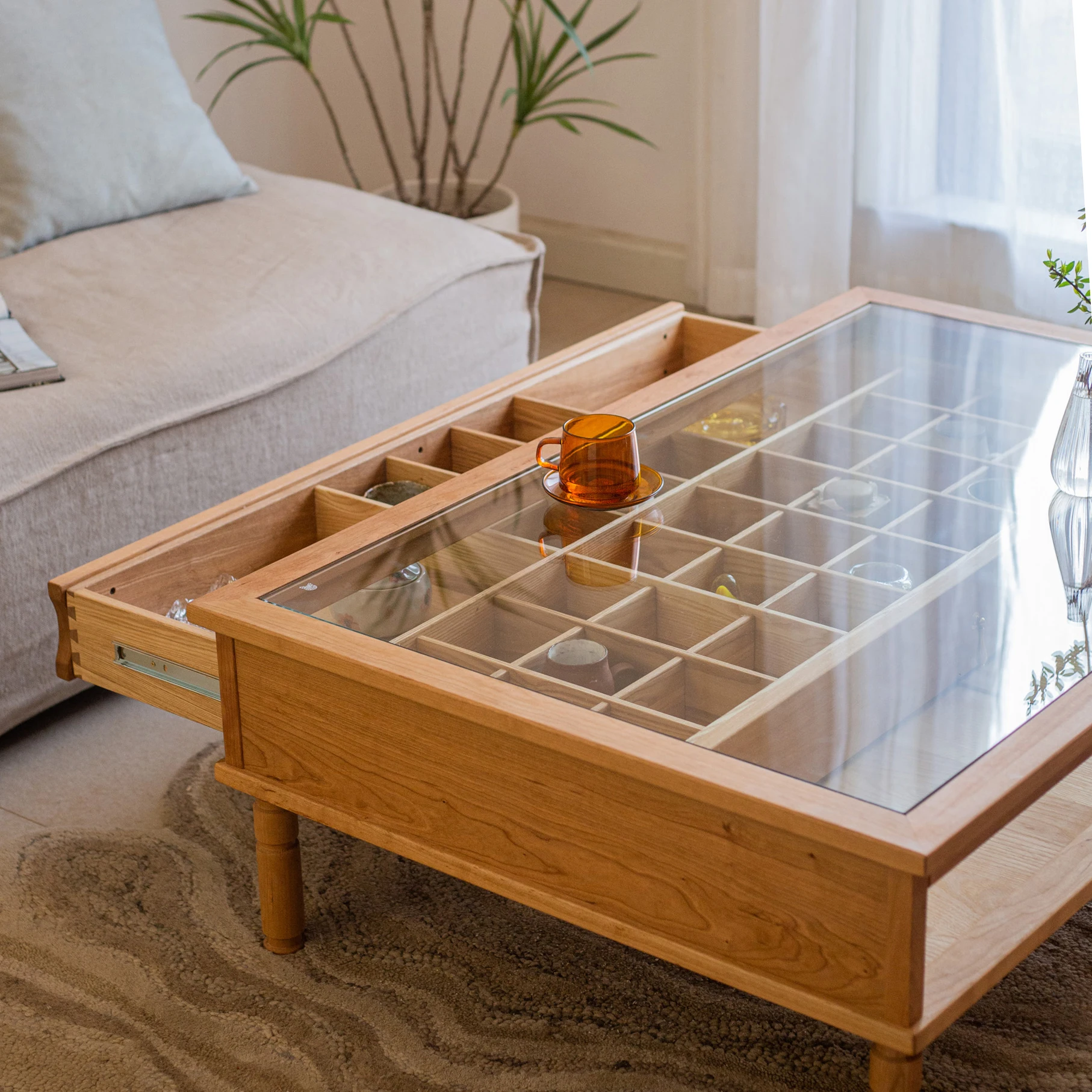Solid wood coffee table, multi-Bagle living room, tea room, Chinese glass tea table, retro Zen storage, light luxury storage fur
Solid wood coffee table, multi-Bagle living room, tea room, Chinese glass tea table, retro Zen storage, light luxury storage fur
