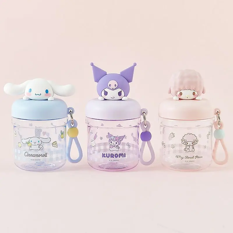 2026 Sanrio Милые аниме-стаканы из пластика 400 мл: Cinnamoroll, Kuromi, Hello Kitty, My Melody, Pompompurin. Кавайные мультяшные праздничные игрушки.
2026 Sanrio Милые аниме-стаканы из пластика 400 мл: Cinnamoroll, Kuromi, Hello Kitty, My Melody, Pompompurin. Кавайные мультяшные праздничные игрушки.