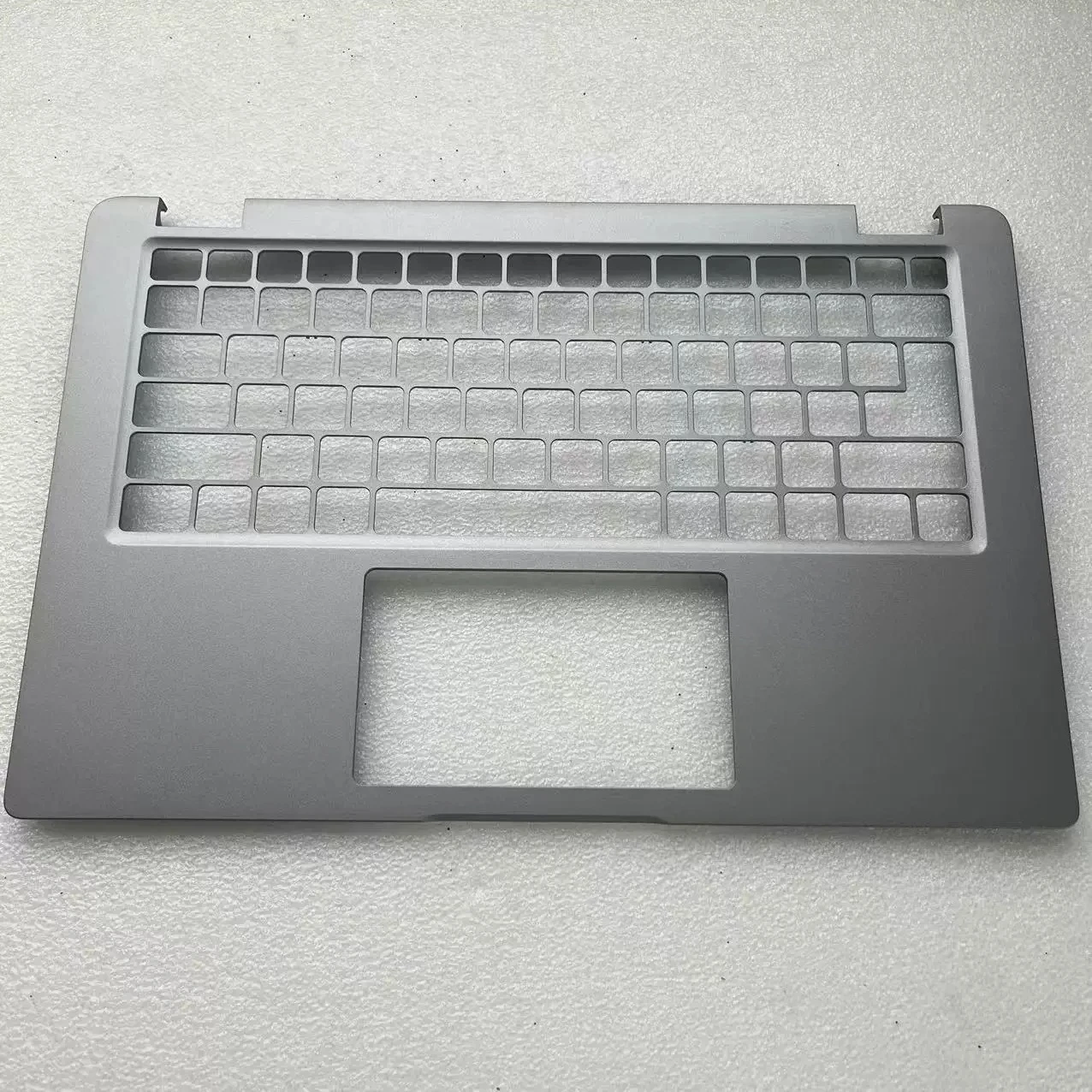 New Original for Dell Latitude 5440 Precision 3480 Palmrest C Shell PN:0HJXXN
New Original for Dell Latitude 5440 Precision 3480 Palmrest C Shell PN:0HJXXN