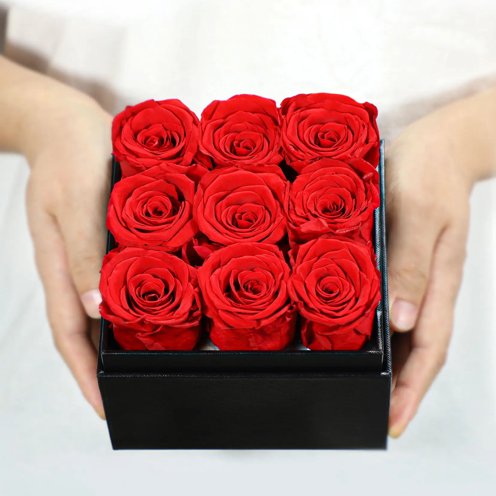 Preserved Rose Square Hug Gift Box - Eternal Flower Rose Set for Valentine's Day Christmas Mother's Day Romantic Gift for Her
Preserved Rose Square Hug Gift Box - Eternal Flower Rose Set for Valentine's Day Christmas Mother's Day Romantic Gift for Her