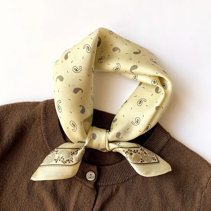 100% Natural Real Silk Scarf Women Print Bandana Square Scarves Kerchief Spring Fashion Luxury Summer Beach High Quality Hijab
100% Natural Real Silk Scarf Women Print Bandana Square Scarves Kerchief Spring Fashion Luxury Summer Beach High Quality Hijab