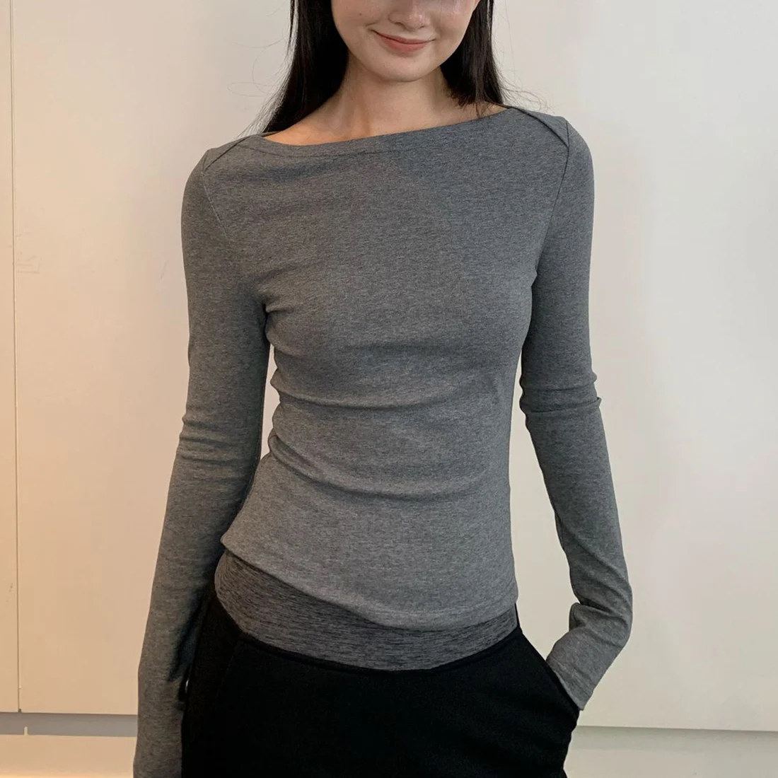 Slim fit boat neck T-shirt long sleeved pure cotton T-shirt for women
Slim fit boat neck T-shirt long sleeved pure cotton T-shirt for women
