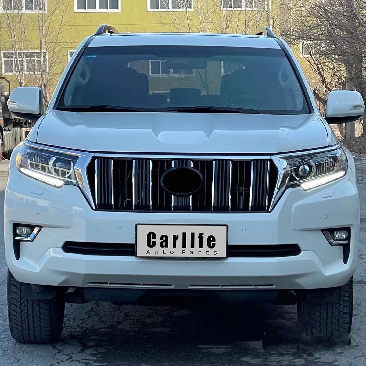 NEW Hot Selling Auto Parts Facelift Body Kit for Toyota Prado FJ150 2010-2017 Transform Into 2018 Style Bumper Grille Bodykit.
NEW Hot Selling Auto Parts Facelift Body Kit for Toyota Prado FJ150 2010-2017 Transform Into 2018 Style Bumper Grille Bodykit.