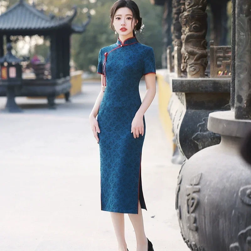 Spring and Summer Long Style Improved Cheongsam 2025 New Style Young Women's Retro Slim Qipao Dress
Spring and Summer Long Style Improved Cheongsam 2025 New Style Young Women's Retro Slim Qipao Dress