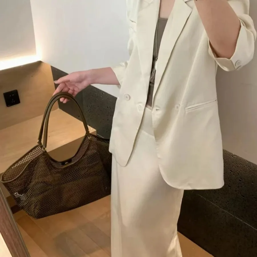 Весенне-летняя новая тканая сетчатая сумка большой вместимости, повседневная стильная сумка на плечо для поездок на работу, женские сумки в стиле отпуска
Весенне-летняя новая тканая сетчатая сумка большой вместимости, повседневная стильная сумка на плечо для поездок на работу, женские сумки в стиле отпуска