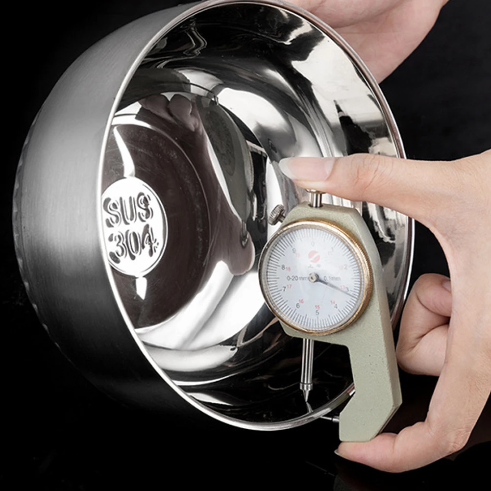 1Pcs 304 Stainless Steel Bowl Double Layer Insulated Soup Salad Food Container Kitchen Supply for Home Party Restaurant Use
1Pcs 304 Stainless Steel Bowl Double Layer Insulated Soup Salad Food Container Kitchen Supply for Home Party Restaurant Use