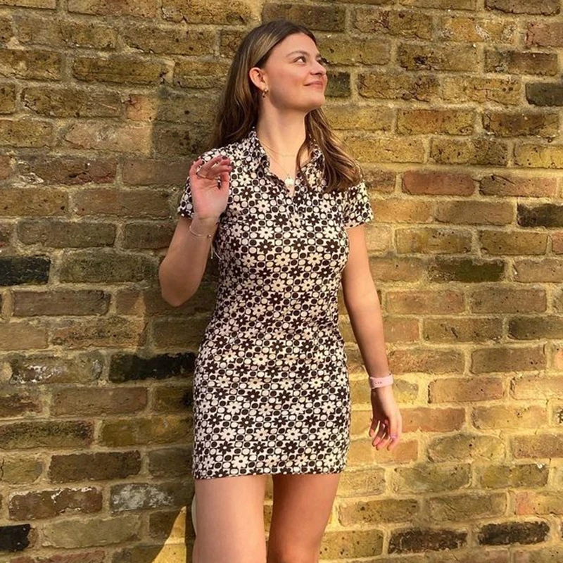 Vintage Y2K Skinny Mini Dresses Summer New Women Korean Floral Printed Brown Harajuku Dress Aesthetic Cute Outfits 2023 E Girl
Vintage Y2K Skinny Mini Dresses Summer New Women Korean Floral Printed Brown Harajuku Dress Aesthetic Cute Outfits 2023 E Girl