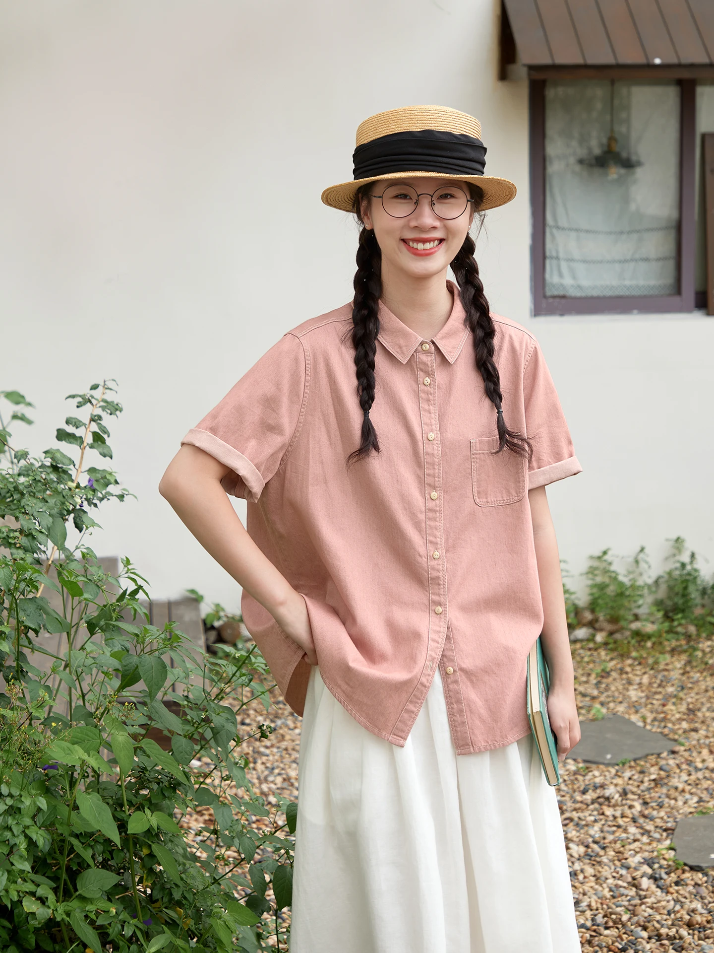 Loose Casual Cotton Denim Shirt Women's Summer Short Sleeve Turn-down Collar Pink Japanese Style Loose Fit Breathable Top
Loose Casual Cotton Denim Shirt Women's Summer Short Sleeve Turn-down Collar Pink Japanese Style Loose Fit Breathable Top