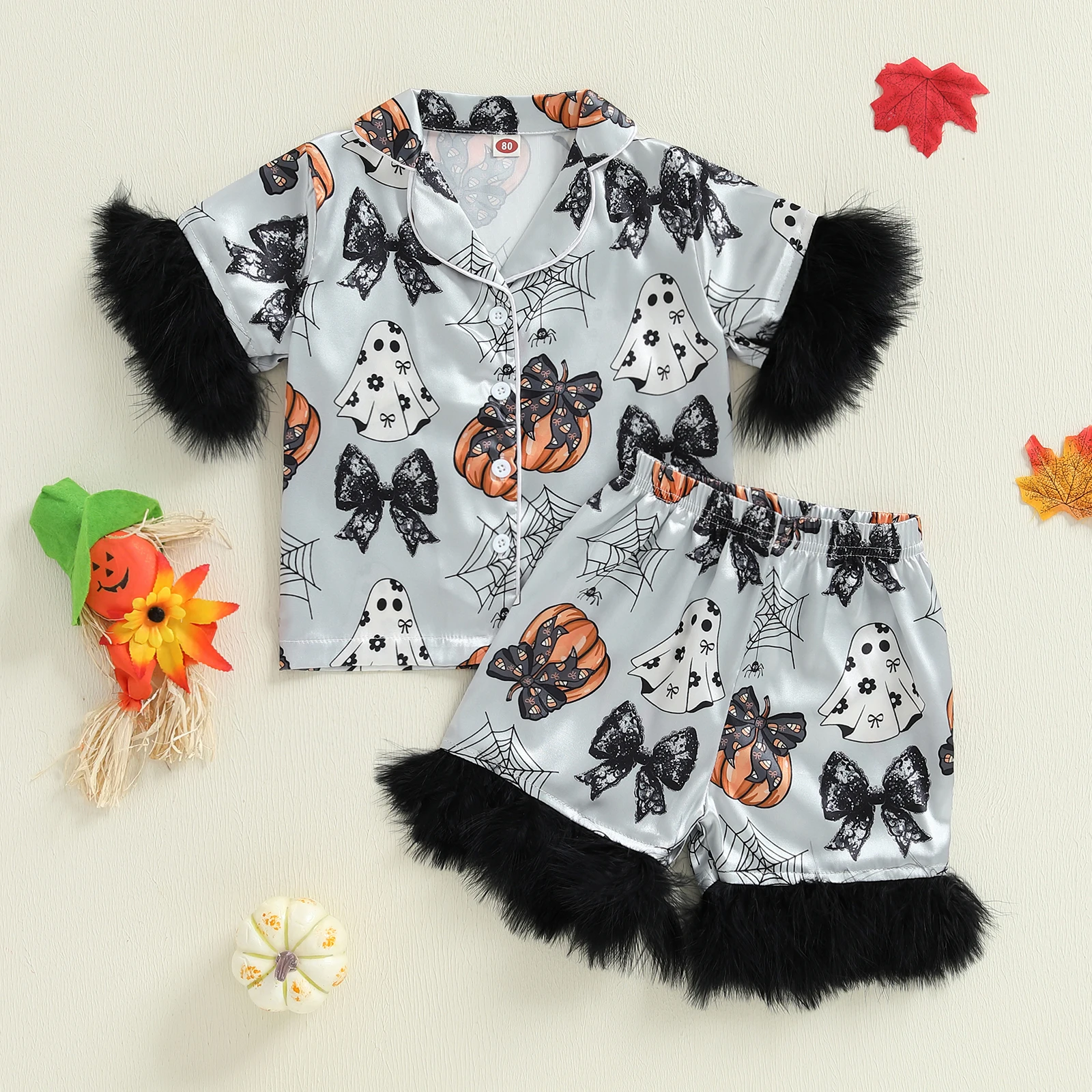 Kids Girl Halloween Satin Pajamas Set Pumpkin Ghost Print Short Sleeve Lapel Button Down Tops with Shorts Two Pieces Sleepwear
Kids Girl Halloween Satin Pajamas Set Pumpkin Ghost Print Short Sleeve Lapel Button Down Tops with Shorts Two Pieces Sleepwear