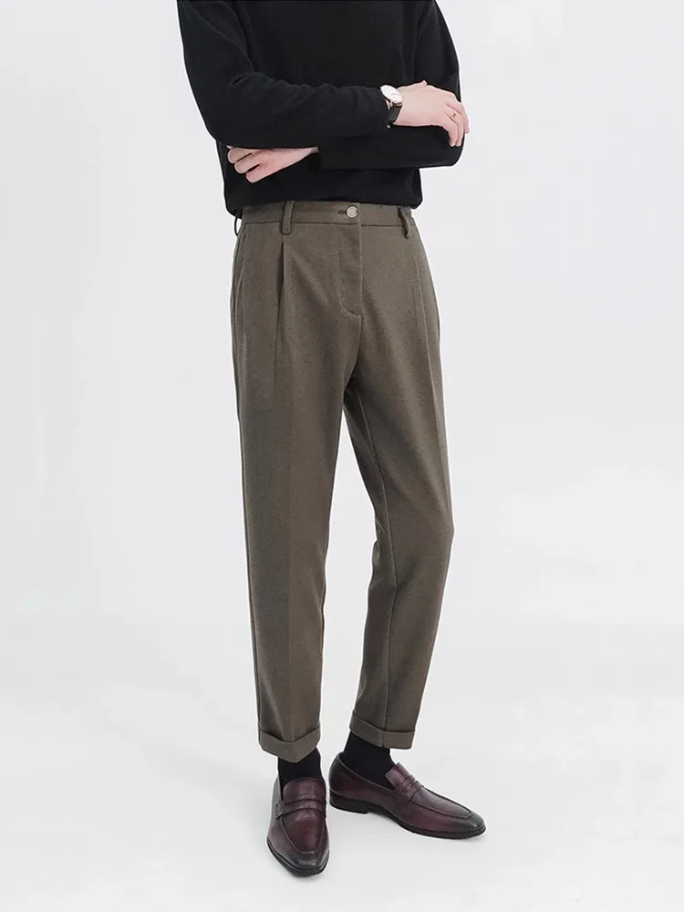 Мужские повседневные утепленные шерстяные брюки на осень-зиму, теплые, свободного кроя, укороченные, немнущиеся, не требующие глажки, прямые штаны
Мужские повседневные утепленные шерстяные брюки на осень-зиму, теплые, свободного кроя, укороченные, немнущиеся, не требующие глажки, прямые штаны