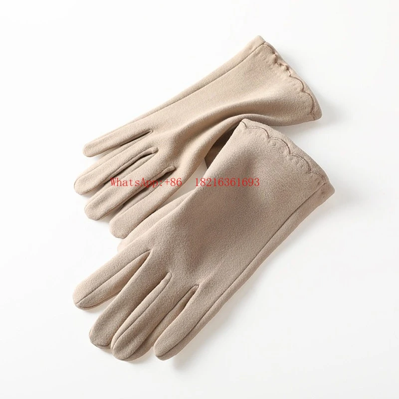 Women's Cycling Gloves Are Thickened in Winter To Keep Warm and Windproof, and The New Model Can Touch The Screen.
Women's Cycling Gloves Are Thickened in Winter To Keep Warm and Windproof, and The New Model Can Touch The Screen.