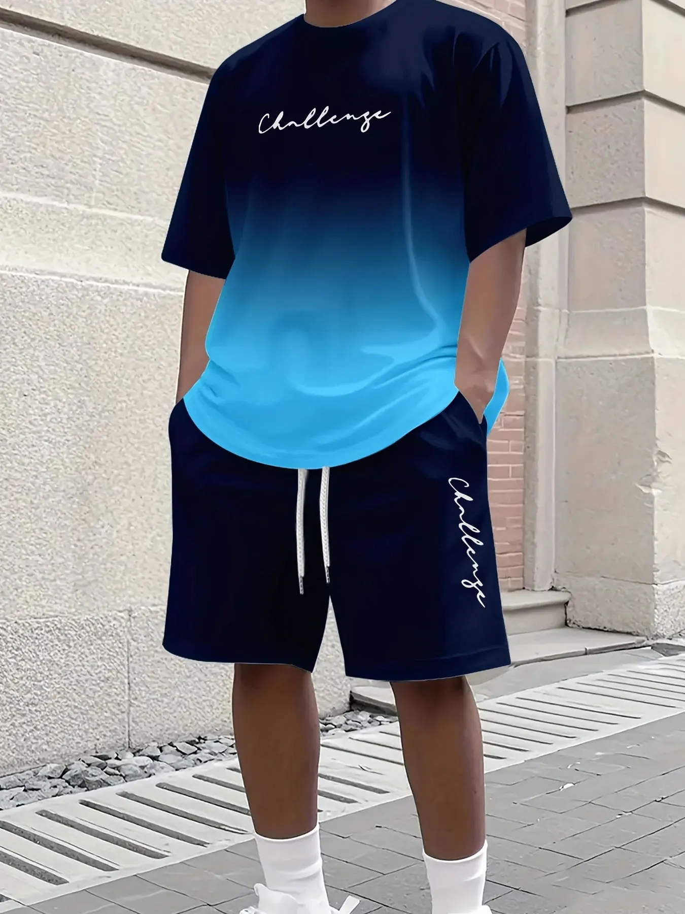 Summer daily casual men's short-sleeved shorts outdoor sports men's suits trendy brand T-shirt 3D letter printing men's tops and
Summer daily casual men's short-sleeved shorts outdoor sports men's suits trendy brand T-shirt 3D letter printing men's tops and