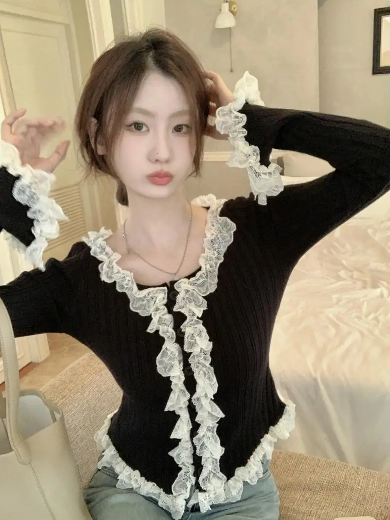 French Style Temperament Knitwear Short Cardigan Lace Top Coat Jumper Korean Fashion Crop Sweater Sueter Mujer Pull Femme
French Style Temperament Knitwear Short Cardigan Lace Top Coat Jumper Korean Fashion Crop Sweater Sueter Mujer Pull Femme