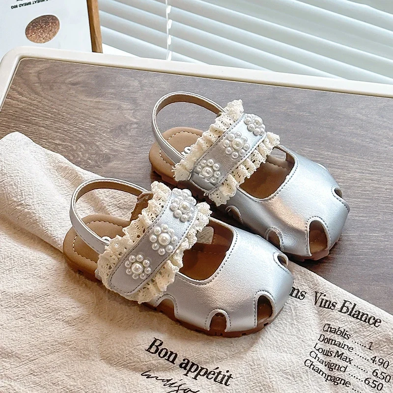 Kids Beach Shoes Sweet Lace for Girls Casual Dress Shoes Hollowed-out Flats 2025 Summer New Children Princess Sandals Soft Sole
Kids Beach Shoes Sweet Lace for Girls Casual Dress Shoes Hollowed-out Flats 2025 Summer New Children Princess Sandals Soft Sole