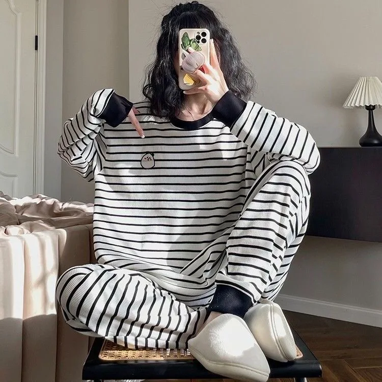 Stripe Pajama Sets For Women Autumn Homewear Pullover Long Sleeves and Pants Suits Female Pajama Simple Casual Sleepwear
Stripe Pajama Sets For Women Autumn Homewear Pullover Long Sleeves and Pants Suits Female Pajama Simple Casual Sleepwear