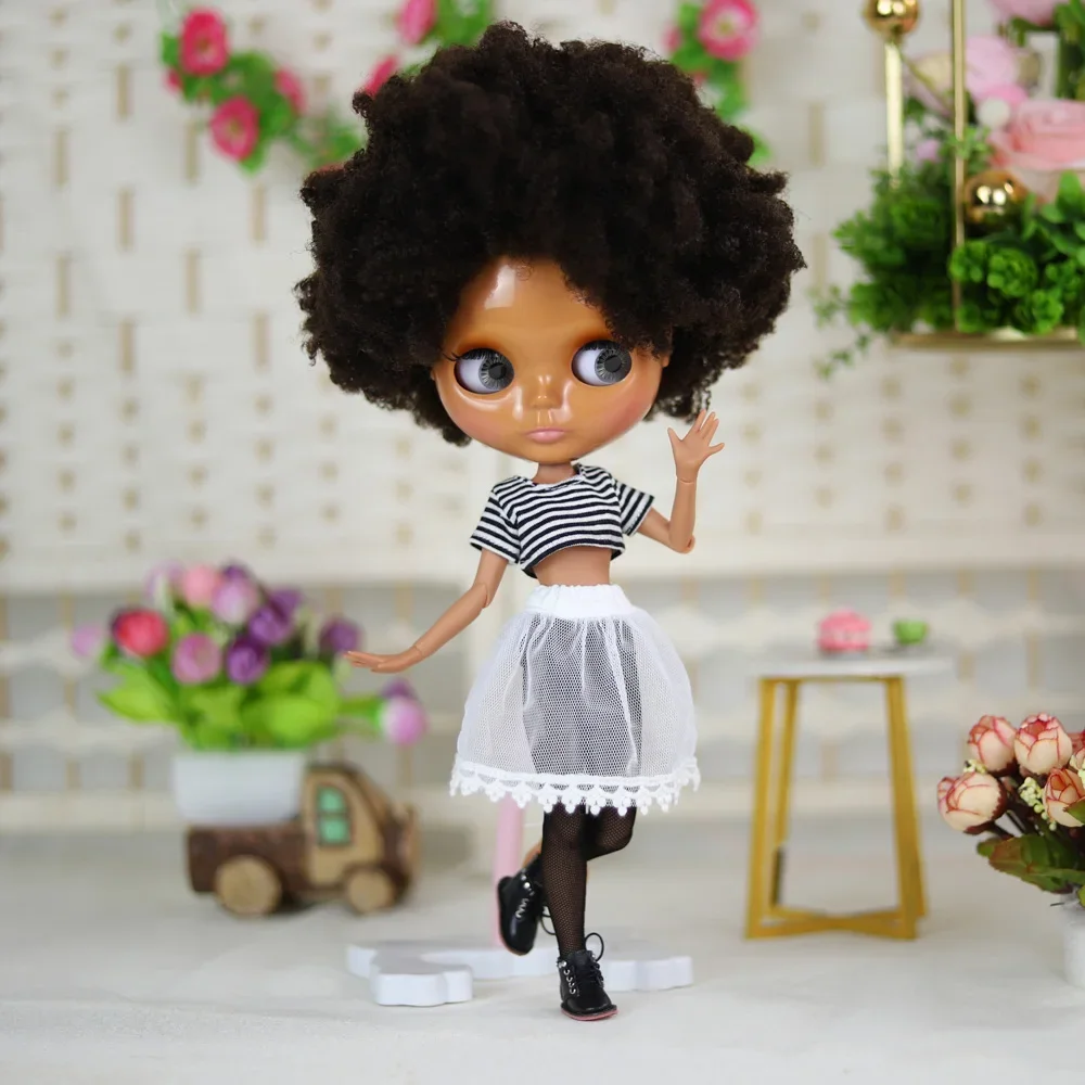 ICY DBS Blyth Кукла Афро Темная Кожа Глянцевое Лицо Длинные Волосы Включая Одежда Обувь 30 см BJD Девушка Фестивальный Подарок Подарок На День Рождения
ICY DBS Blyth Кукла Афро Темная Кожа Глянцевое Лицо Длинные Волосы Включая Одежда Обувь 30 см BJD Девушка Фестивальный Подарок Подарок На День Рождения