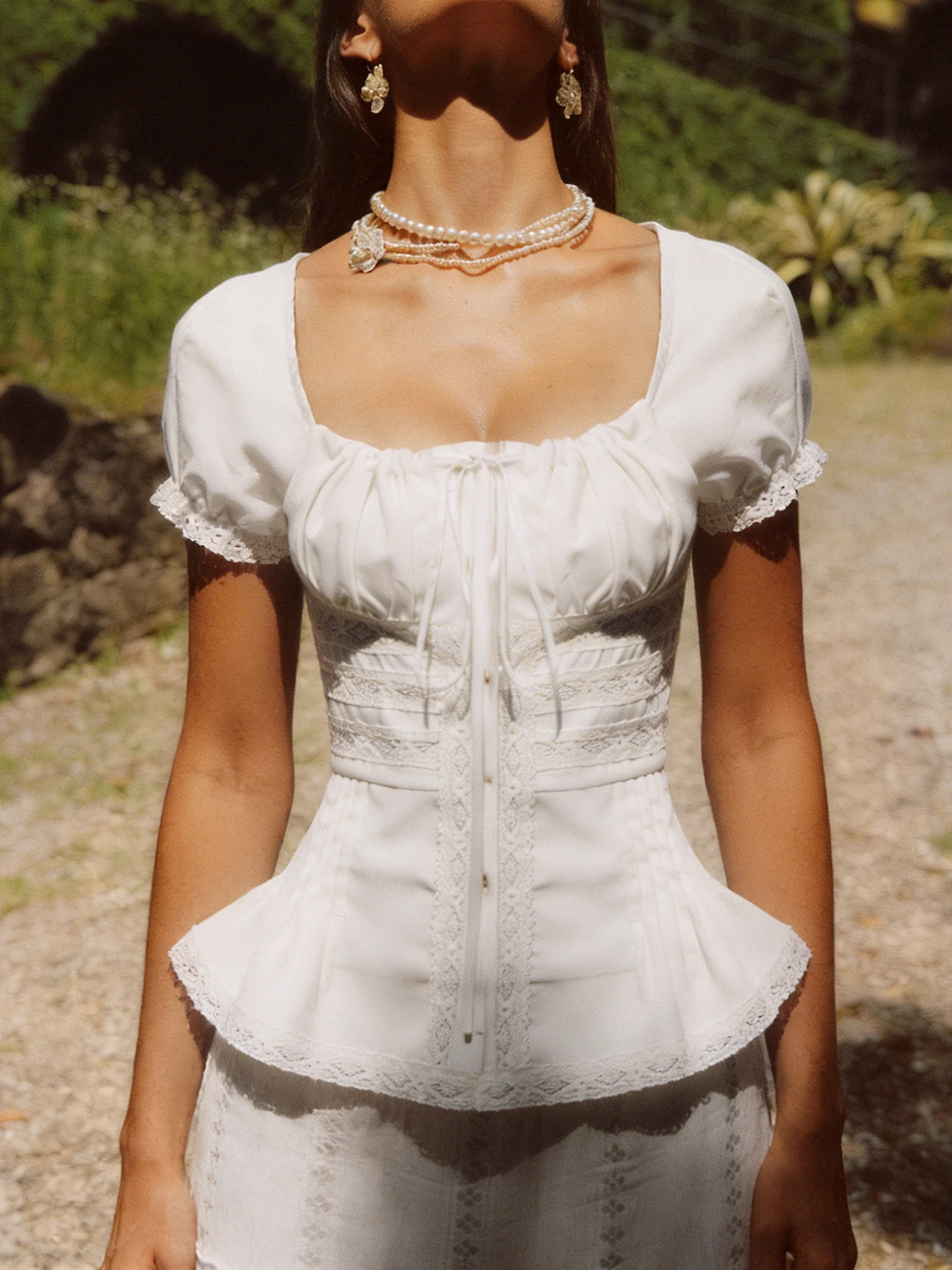 WEEKEEP Lace Splicing Bubble Sleeve Shirt Women's Waist Cinched A-Line Square Collar Top Street Style Polyester Short Sleeve
WEEKEEP Lace Splicing Bubble Sleeve Shirt Women's Waist Cinched A-Line Square Collar Top Street Style Polyester Short Sleeve