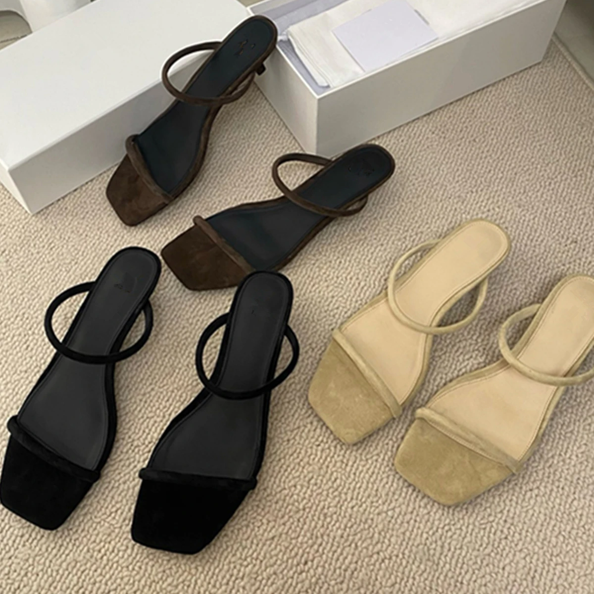 Jenny&DaveFrench Lazy Leather Mules Sandals 3.5cm Mid-heel Sandals Commuting Casual Minimalist Slippers Summer Shoes Women
Jenny&DaveFrench Lazy Leather Mules Sandals 3.5cm Mid-heel Sandals Commuting Casual Minimalist Slippers Summer Shoes Women