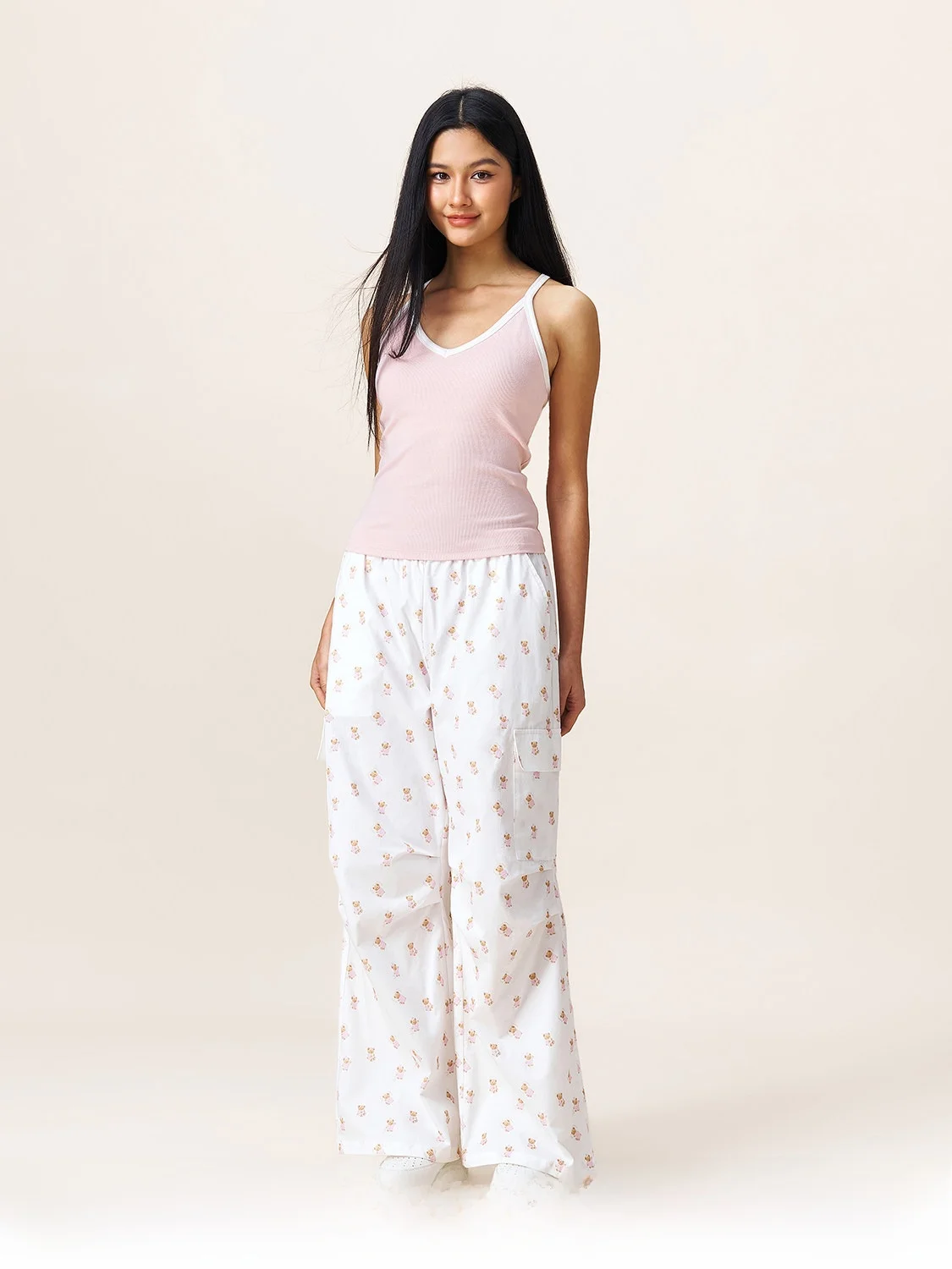 Yescci Comfortable Breathable Bear Floral Print Wide Leg Pants Women's Casual Trousers Elastic Waist Workwear Cotton Fabric
Yescci Comfortable Breathable Bear Floral Print Wide Leg Pants Women's Casual Trousers Elastic Waist Workwear Cotton Fabric