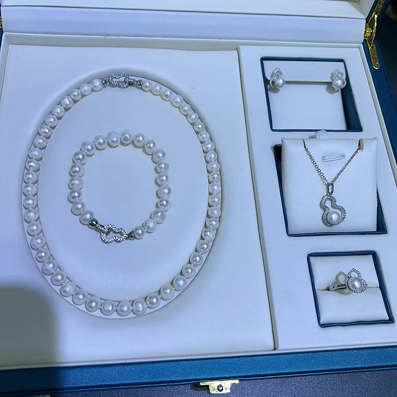 New Arrival Gourd Five-piece Freshwater Pearl Set fashion casual
New Arrival Gourd Five-piece Freshwater Pearl Set fashion casual