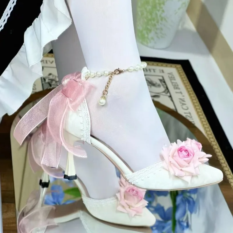 Милые туфли на высоком каблуке ручной работы в стиле Лолита с розами, элегантные остроносые туфли для взрослых женщин, свадебные туфли
Милые туфли на высоком каблуке ручной работы в стиле Лолита с розами, элегантные остроносые туфли для взрослых женщин, свадебные туфли