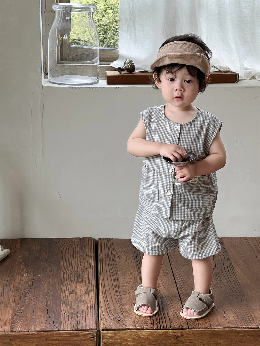 2025 Summer New Baby Sleeveless Plaid Clothes Set Infant Girl Casual Cardigan + Shorts 2pcs Suit Cotton Toddler Boy Outfits
2025 Summer New Baby Sleeveless Plaid Clothes Set Infant Girl Casual Cardigan + Shorts 2pcs Suit Cotton Toddler Boy Outfits